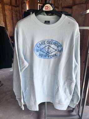 MV Sport Eli Ottoman Crew Sweatshirt Lake George New York Size L